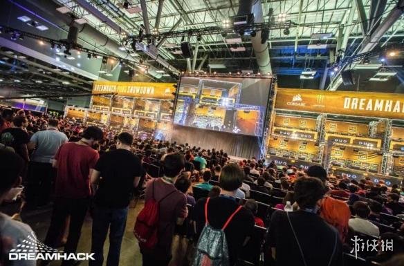 球员在场上 球员在场上