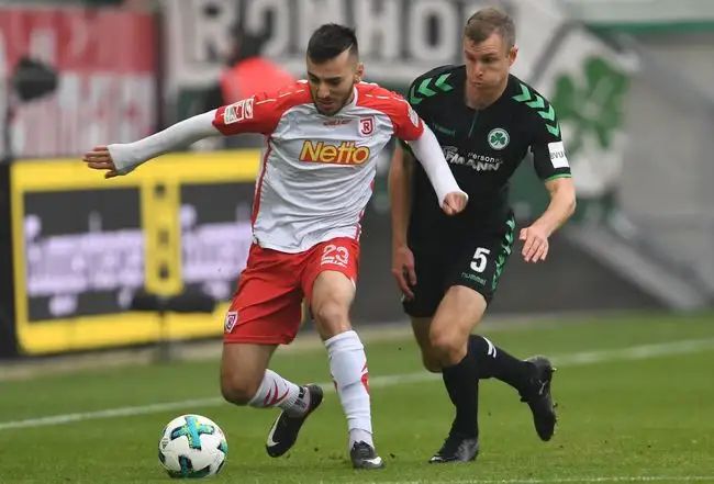 遭遇困境 遭遇困境