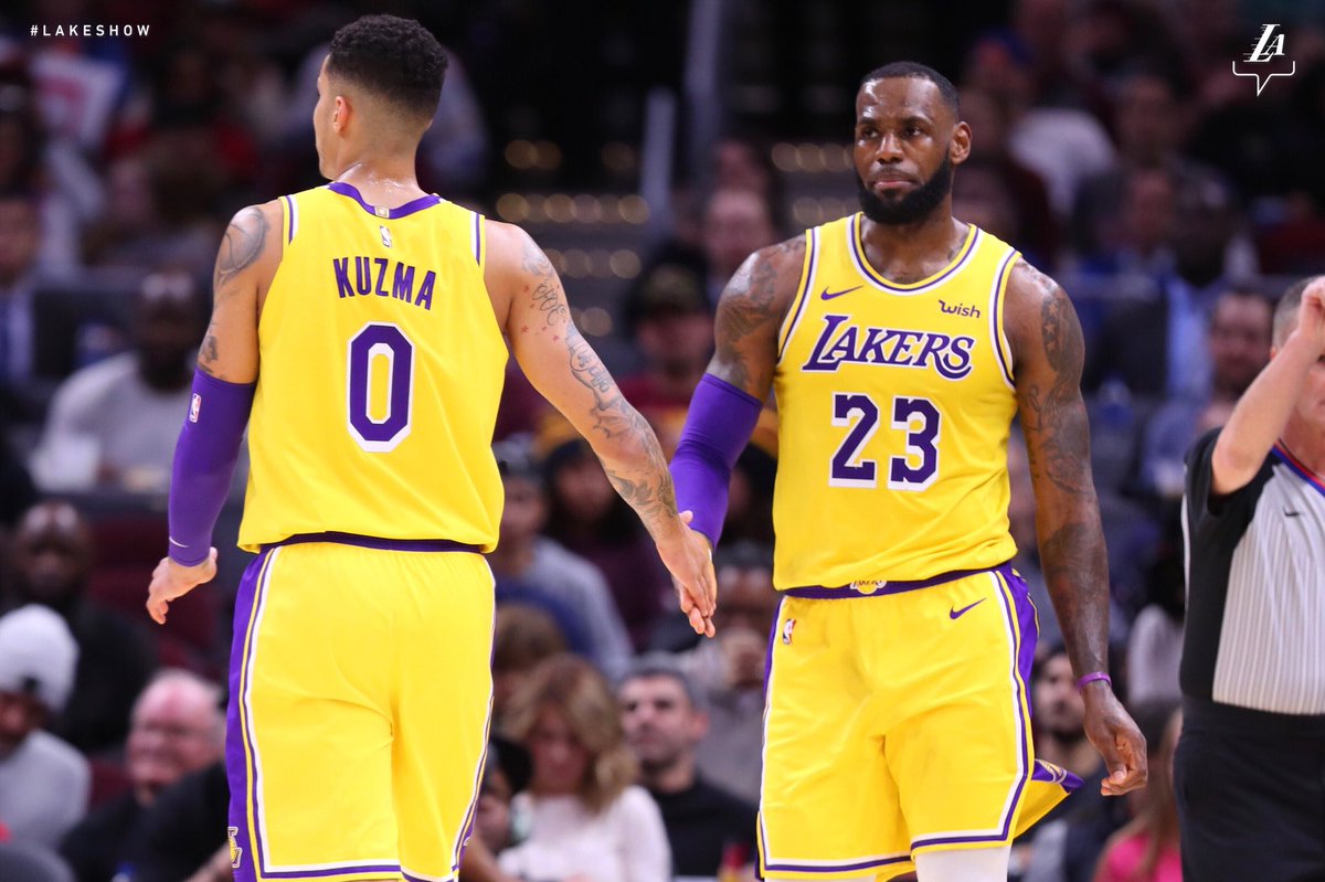 最近他在马 最近他在马